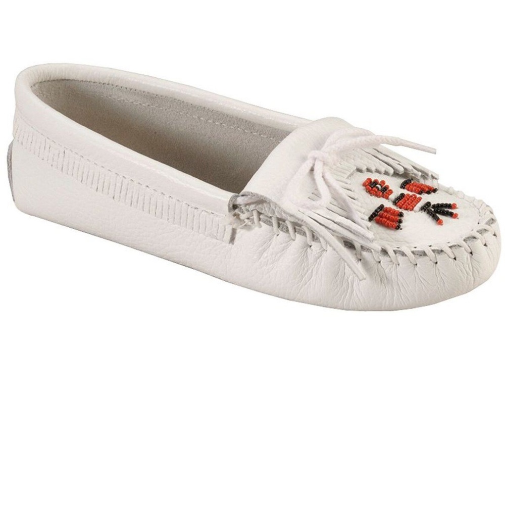 Minnetonka Women's Beaded Thunderbird Moccasins